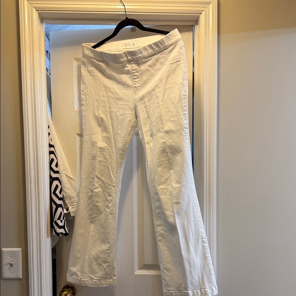 Cello Women's Wide Leg Cream Jeans